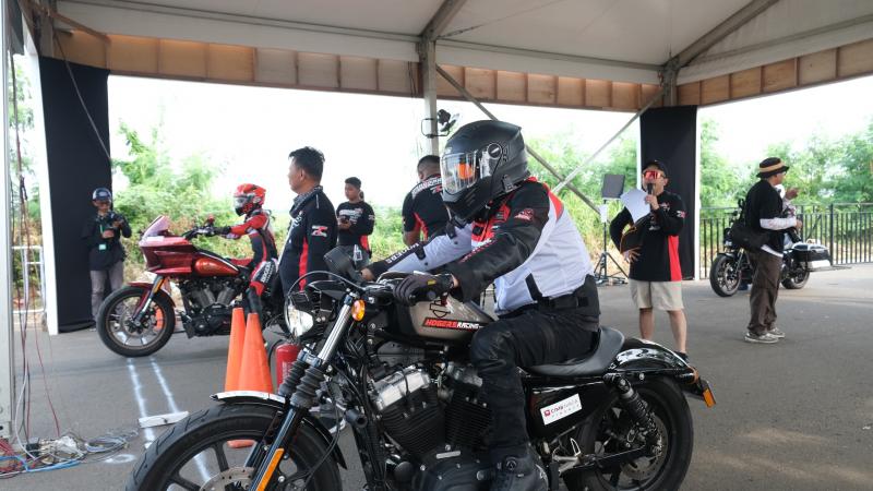 Para Peserta balap HOGERS Indonesia Drag Race of National Event 3 (HI-DRONE3)