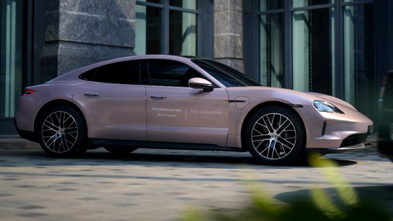 Kolaborasi The Langham Jakarta dan Porsche