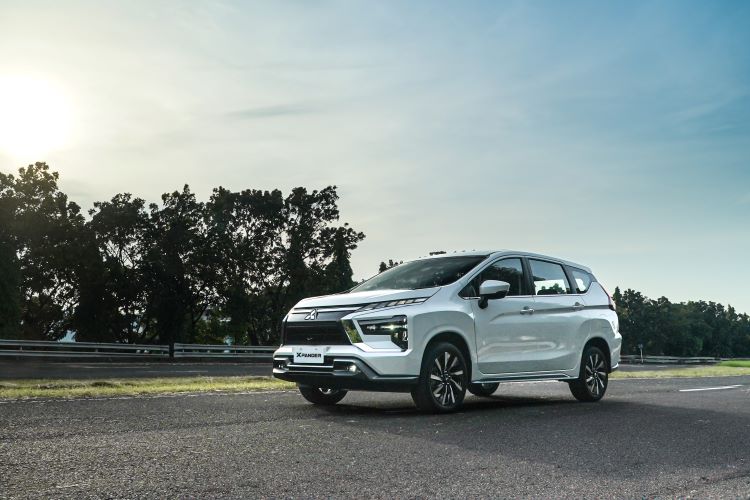 Tampilan keren New Mitsubishi Xpander Ultimate yang memberikan kepercayaan diri saat berkendara