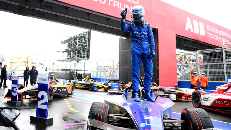 Oliver Rowland #23 - Tim Nissan Formula E 2025 (Foto: Nissan)