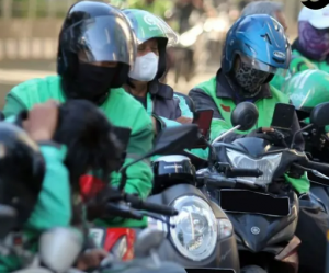 Potongan Ojol Bikin Tekor di Jalan Sendiri Beban Ganda Aplikator dan Biaya Jasa Kian Mencekik