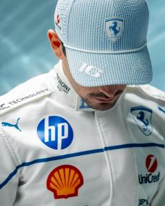 Charles Leclerc dengan uniform khusus masuk GP Monaco akhir pekan ini. (Foto: scuderiaferrari)