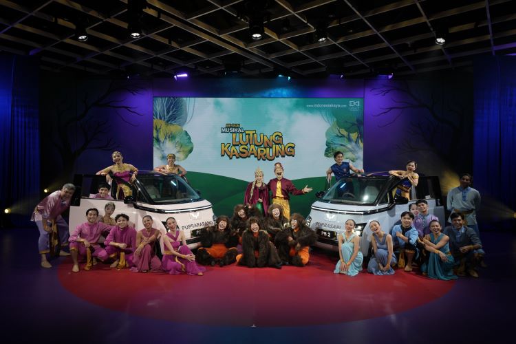Wuling Air ev tampil di pentas seni Re-Run Musikal Lutung Kasarung 