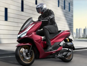 Honda PCX 2025: Jawaban Elegan dan Bertenaga untuk Kelas Skutik Premium!