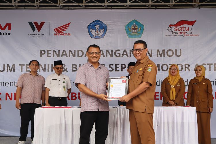 AHM dan WMS Meresmikan SMK Negeri 3 Kabupaten Tangerang sebagai SMK TUK 