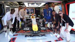 F1 2025 Spanyol: Jelang Laga Kualifikasi Piala Dunia, Timnas Inggris Piknik ke Paddock Balap F1