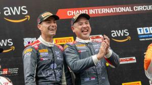 David Tjiptobiantoro Taklukkan Buriram, Amankan Podium dan Pimpin Klasemen GT World Challenge Asia 2025 Kategori AM