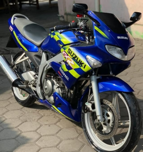Suzuki FXR 150: Motor Sport Langka yang Terlalu Canggih untuk Masanya