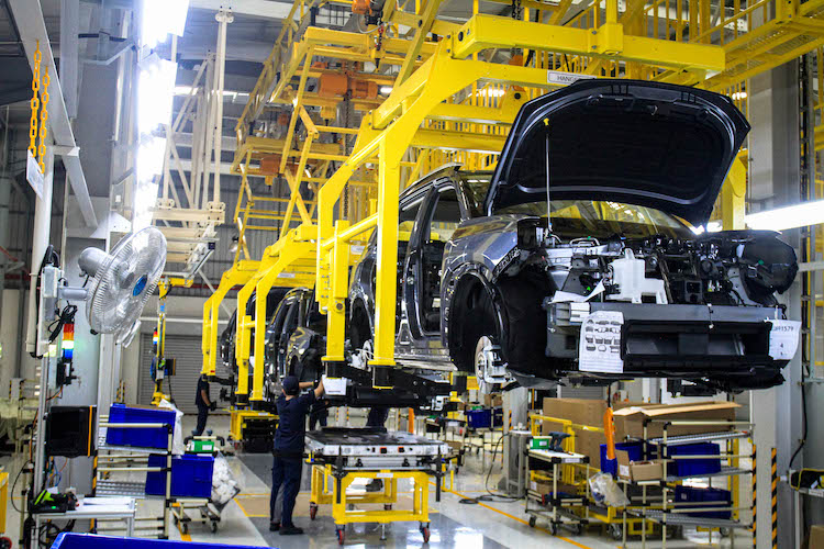 Pabrik GAC ION yang mulai beroperasi until memproduksi mobil di Indonesia