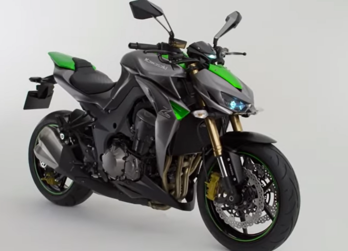 Z1100 Siap Mengguncang Jalanan! Mesin 1.098cc dan Tenaga 134 HP, Streetfighter Terbaru dari Kawasaki