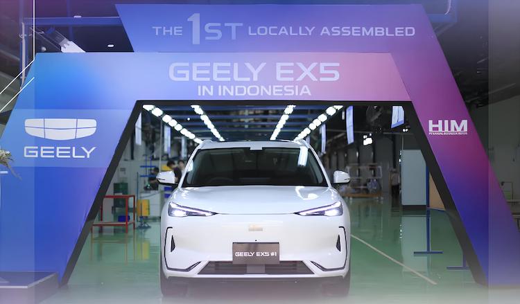 Model Geely EX5 yang diproduksi pertama kalinya di Indonesia