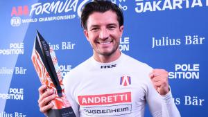 Formula E 2025 Jakarta: Jake Dennis Raih Pole Position