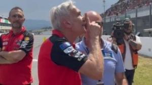 MotoGP 2025 Italia: Dicemooh Penggemar Valentino Rossi, Marc Marquez Dibela Petinggi Ducati Yang Asli Italia