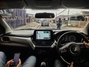 Menikmati Perjalanan Nyaman Liburan Keluarga dengan Memaksimalkan Fitur Suzuki Fronx