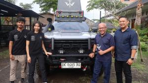 Melintasi 2.000 KM, Ford RMA Indonesia dan Alffy Rev Jelajahi Kekayaan Budaya Timur Indonesia