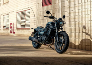 Kawasaki Eliminator 2023: Cruiser Bergaya Urban dengan Tenaga Ganas, Siap Tantang Honda Rebel