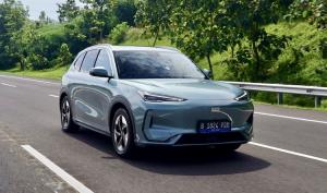 Geely Hadirkan Kemudahan Pembelian Geely EX5