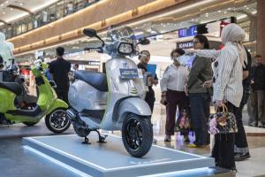 Vespa Berikan Image yang Kuat dan Ekslusif pada Primavera S, Sprint S, dan Sprint Tech untuk Pecintanya