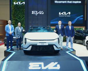Kia EV4 Tampil Perdana di GIIAS 2025, Hadirkan Experience Baru untuk Konsumen