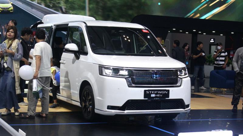 Honda Step Wgn e:HEV (Foto: Mobilinanews)