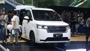 Honda Baru Sasar Pasar MPV Dengan Step Wgn e:HEV, Ini Alasannya!