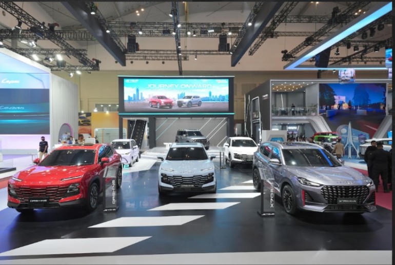 Deretan produk Chery yang didisplay di GIIAS 2025