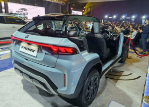 Suzuki Fronx Dibelah di GIIAS 2025 Bukan Gimik Tapi Edukasi Serius untuk Konsumen