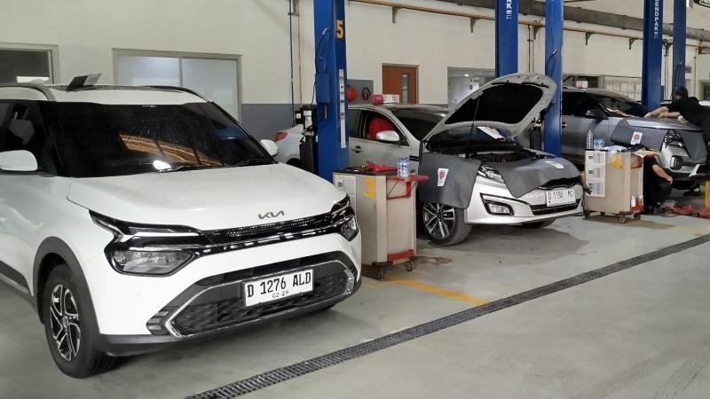 Service Merdeka Bersama Kia (Foto: Kia Indonesia)