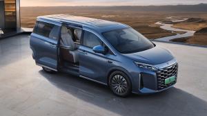 BYD M9 Terdaftar di Indonesia, Lebih Murah Dari Denza D9