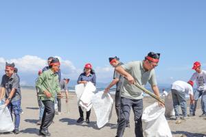 Aksi Nyata Yayasan AHM Lestarikan Flora dan Fauna Indonesia Diikuti Antusiasme Masyarakat Padang  