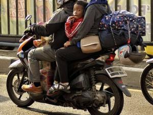 Jangan Paksa Bawa Barang Berlebih Saat Mudik dengan Motor, Instruktur Wahana Honda: Akibatnya Fatal!