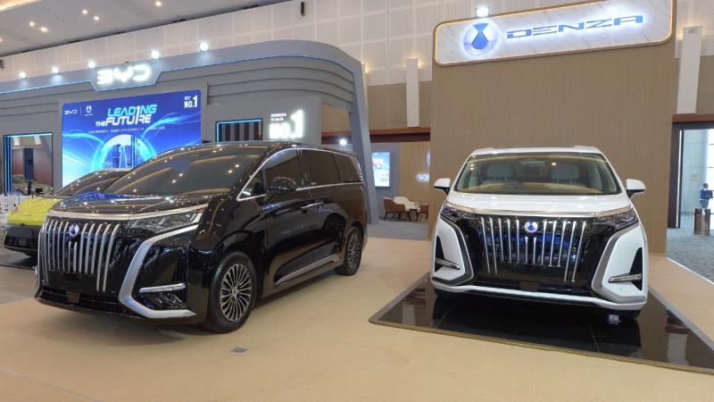 Kehadiran Denza D9 di GIIAS Surabaya 2025 (Foto: Denza Indonesia)