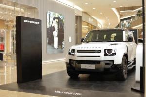 Pameran Range Rover dan Defender Hadir di Senayan City, Pengunjung Bisa Test Drive