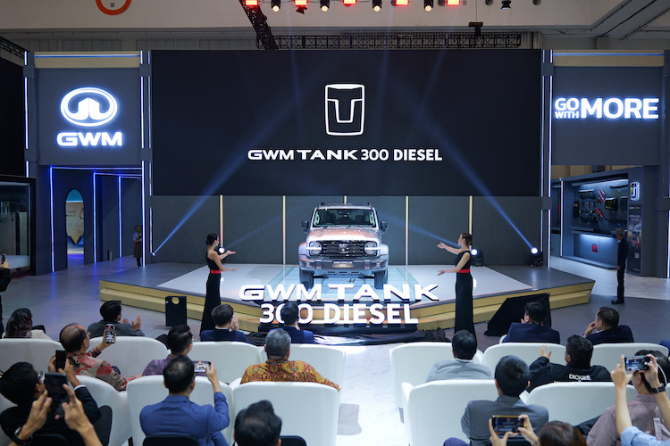 Tampilan gahar SUV tangguh GMW Tank 300 Diesel 