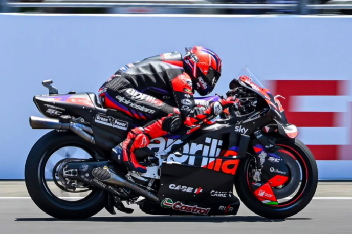 Kenapa Motor MotoGP Jadi Cepen Saat Start? Ini Rahasia Holeshot Device