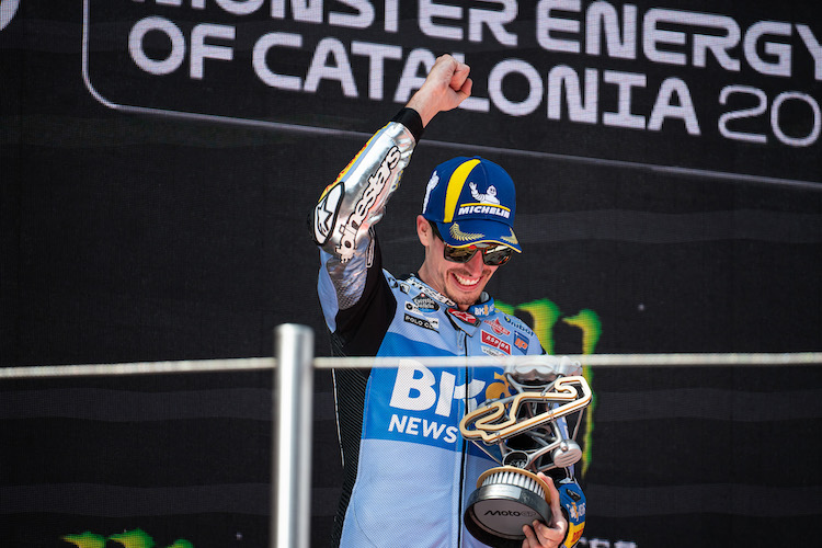 Alex Marquez rayakan kemenangannya di Seri MotoGP Cayalunya, Spanyol