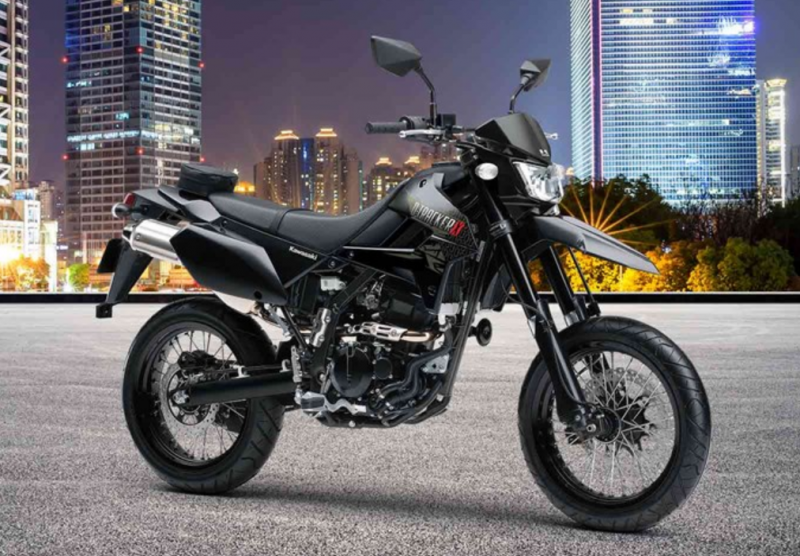 Kawasaki D-Tracker X 2025 Supermoto Tangguh untuk Gaya Hidup Aktif