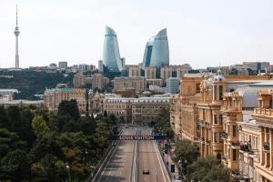 F1 2025 Azerbaijan: Ferrari 1-2 . McLaren Kunci Gelar Tetap Terbuka di Baku