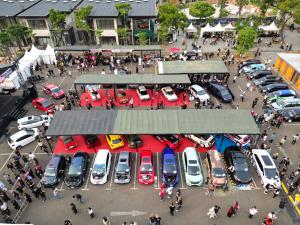 Ratusan Mobil dari Komunitas Jajal Honda Culture Indonesia Vol.2 di Jawa dan Sumatera