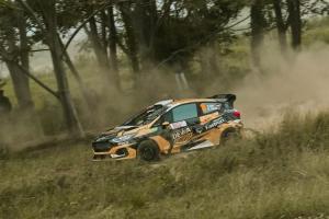 Kunci Kemenangan di Ragam Kelas, Dewa United Motorsports Pertahankan Juara Tim pada Kejurnas Sprint Rally Putaran 4 di Semarang