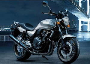 Honda CB400 Super Four 2025 Motor Retro Legendaris dengan Sentuhan Teknologi Modern