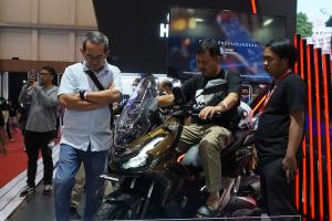 Jadi Incaran di IMOS 2025, Penjualan dan Test Ride Honda ADV160 RoadSync Moncer
