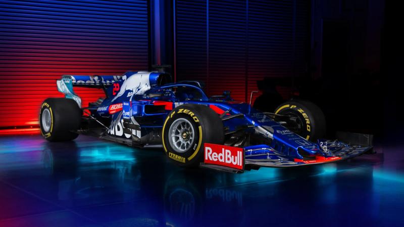 Mobil F1 Scuderia Toro Rosso STR14 (Foto: F1 Authentic)