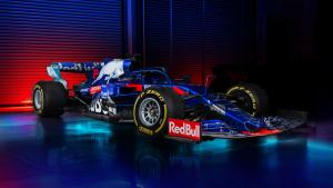 Mobil F1 Scuderia Toro Rosso STR14 Resmi di Lelang, Harga Mulai Rp 8 Miliar!