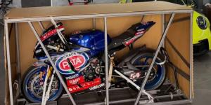 Yamaha Hadiahkan R1 Legendaris Buat Toprak Razgatlioglu 