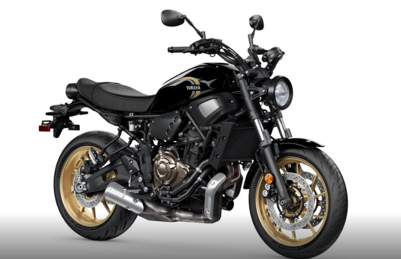 Yamaha XSR700 2025 Resmi Meluncur di Indonesia Motor Retro Modern dengan Performa Buas