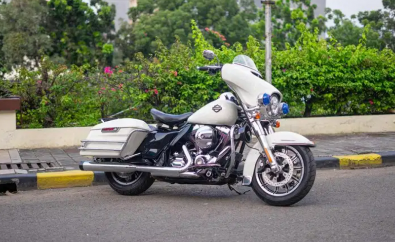 Polisi Pakai Moge Rp 1 Miliar Harley-Davidson dan BMW Jadi Andalan Baru Pengawal VVIP