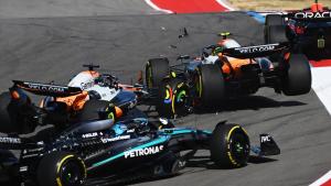 F1 2025 AS: Dua McLaren Tubrukan. Max Verstappen Rapatkan Posisi Dalam Perburuan Gelar