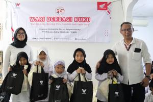 Dukung Pendidikan Anak, WARI Bagi 2.000 Lebih Perlengkapan Sekolah untuk Rumah Yatim di Tangerang   