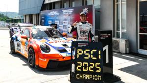 David Djaja Jadi Raja Porsche Sprint Challenge Indonesia 2025, Tiket ke Stuttgart di Tangan!